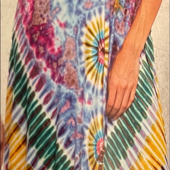 Sacred Threads Halter Dress.                222454.   CL/GR11 - Picture 3 of 5